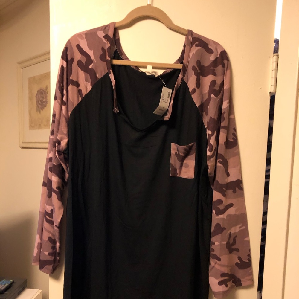 Loralette from Avenue ...brand new camo sleeve top